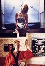 Cover image of the movie Les volets bleus