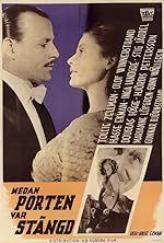 Cover image of the movie Medan porten var stängd